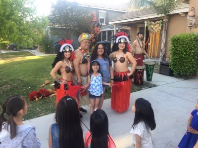 luau picture posing